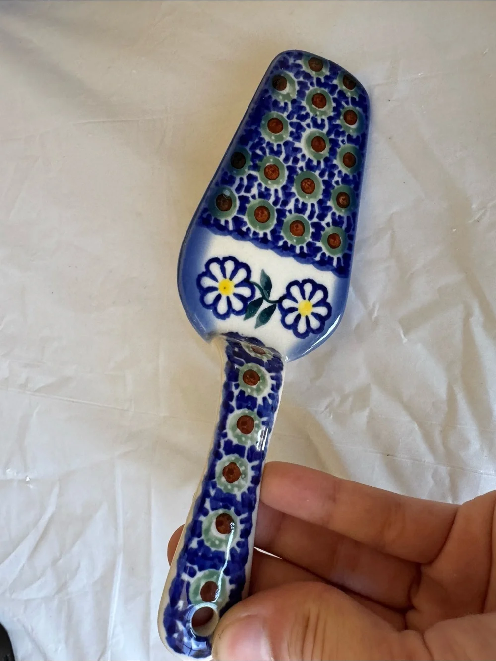 Polish Pottery Floral Ceramic Cake Server in Blue and White